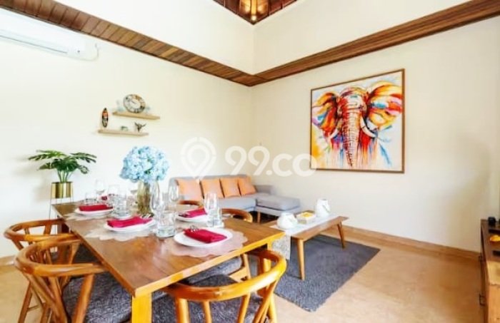 Hunian Elit LB 250m2 Siap Pakai Desain Elegan di Jimbaran, Badung Hunian Elit LB 250m2 Siap Pakai Desain Elegan di Jimbaran, Badung