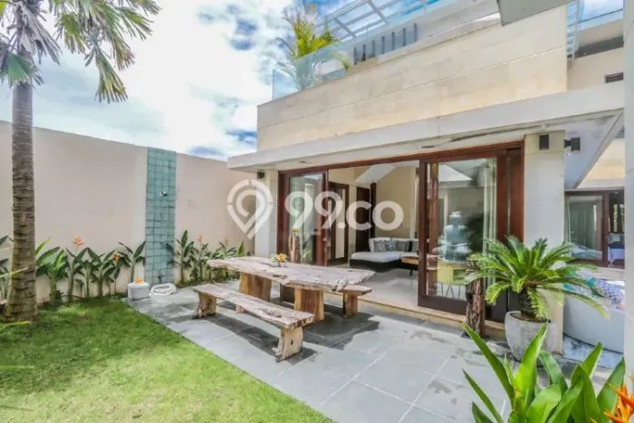 Ready to Use! Luxury House LT 312m2 Desain Modern di Canggu Ready to Use! Luxury House LT 312m2 Desain Modern di Canggu