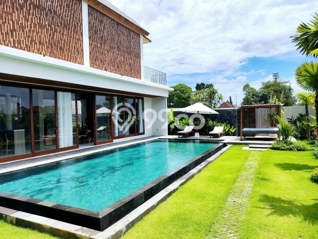 For Sale! Vila Kawasan , Luas 490m2m², Akses Mudah Fasilitas Umum For Sale! Vila Kawasan , Luas 490m2m², Akses Mudah Fasilitas Umum