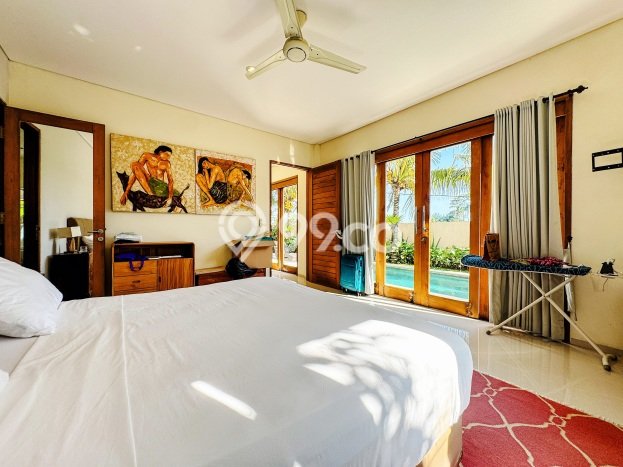 Rumah Luxury Modern Siap Huni di canggu Badung Rumah Luxury Modern Siap Huni di canggu Badung