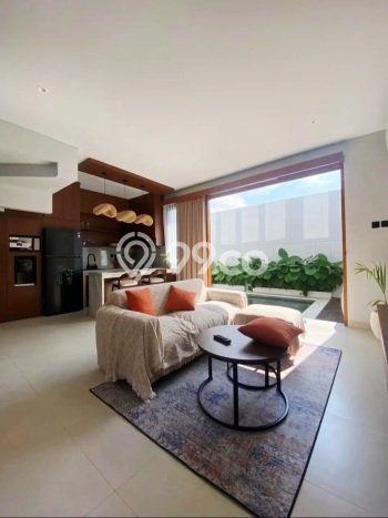 Rumah Mewah LB 250m2 Siap Huni Desain Elegan di Jimbaran, Badung Rumah Mewah LB 250m2 Siap Huni Desain Elegan di Jimbaran, Badung
