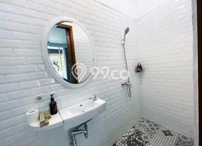 Jual Rumah Luas Elegan Dengan View Cantik di Seminyak, Badung Jual Rumah Luas Elegan Dengan View Cantik di Seminyak, Badung