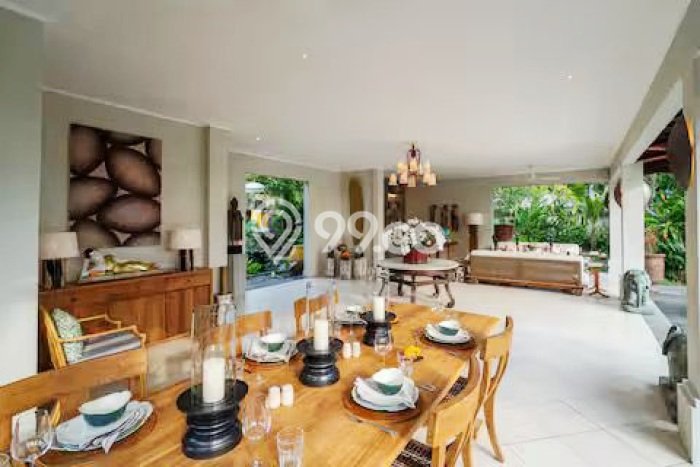 Ready to Use! Premium House LT 1488m2 Desain Modern di Canggu Ready to Use! Premium House LT 1488m2 Desain Modern di Canggu