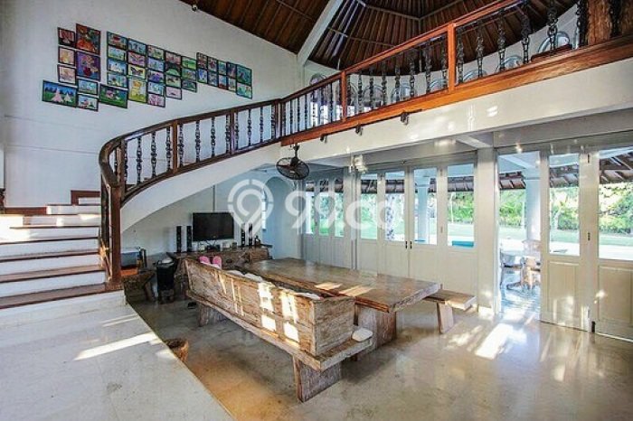 Rumah Luxury Modern Tanpa Renovasi di Umalas Badung Rumah Luxury Modern Tanpa Renovasi di Umalas Badung