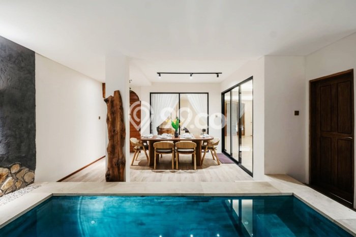 Jual Rumah Mewah Elegan Dengan View Eksklusif di Seminyak, Badung Jual Rumah Mewah Elegan Dengan View Eksklusif di Seminyak, Badung