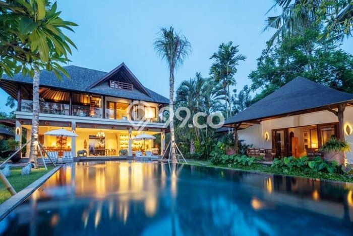 Ready to Use! Premium House LT 1488m2 Desain Modern di Canggu Ready to Use! Premium House LT 1488m2 Desain Modern di Canggu
