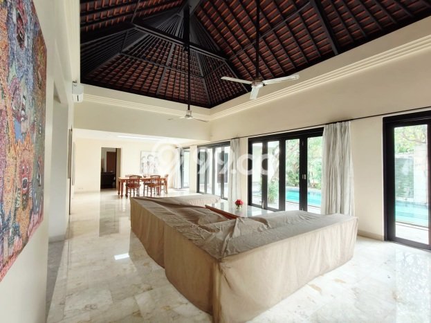 Ready to Use! Luxury House LT 800m2 Desain Modern di Sanur Ready to Use! Luxury House LT 800m2 Desain Modern di Sanur