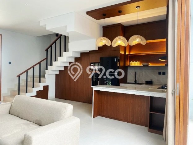 Rumah Mewah LB 250m2 Siap Huni Desain Elegan di Jimbaran, Badung Rumah Mewah LB 250m2 Siap Huni Desain Elegan di Jimbaran, Badung