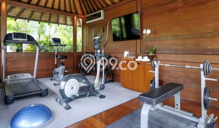 Jual Rumah Luas Elegan Dengan View Cantik di Seminyak, Badung Jual Rumah Luas Elegan Dengan View Cantik di Seminyak, Badung