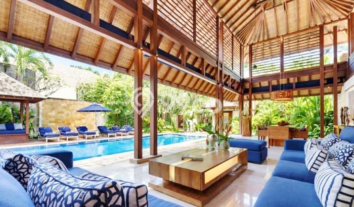 Jual Rumah Luas Elegan Dengan View Cantik di Seminyak, Badung Jual Rumah Luas Elegan Dengan View Cantik di Seminyak, Badung
