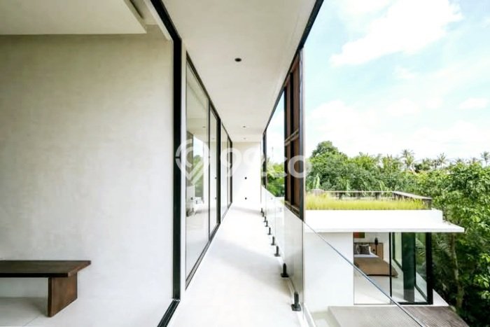 Vila Kawasan , Luas 259m2m², Dekat ke beragam fasilitas umum Vila Kawasan , Luas 259m2m², Dekat ke beragam fasilitas umum