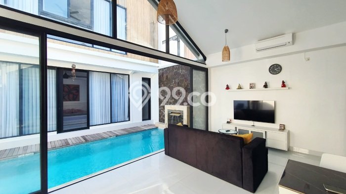HOT LISTING! Rumah Siap Huni lokasi , Badung, LT 140m2m² Bangunan 160m2m² HOT LISTING! Rumah Siap Huni lokasi , Badung, LT 140m2m² Bangunan 160m2m²
