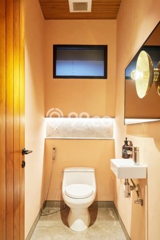 For Sale! Premium House LT 300m2 Desain Elegan di Seminyak For Sale! Premium House LT 300m2 Desain Elegan di Seminyak