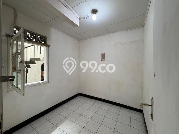 Siap Huni Hunian Elit 9 Kamar di Tebet Dekat ke Mana Saja Siap Huni Hunian Elit 9 Kamar di Tebet Dekat ke Mana Saja