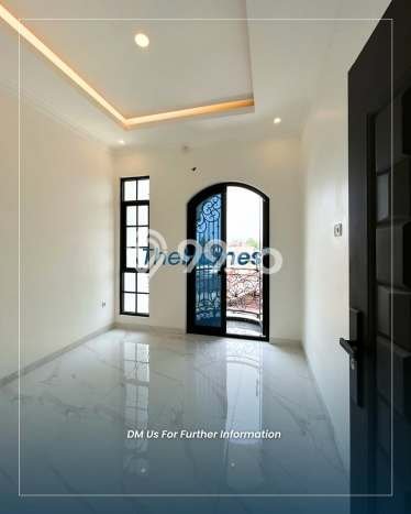 Ready to Use! Luxury House LT 140m2 Desain Elegan di Pejaten Ready to Use! Luxury House LT 140m2 Desain Elegan di Pejaten