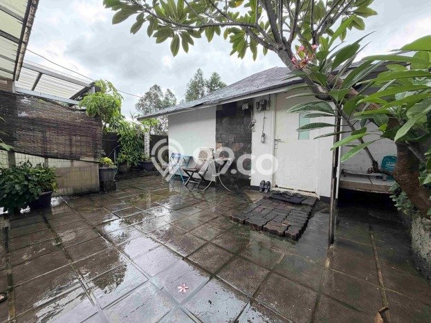 Ready to Use! Premium House LT 1071m2 Desain Elegan di Kemang Ready to Use! Premium House LT 1071m2 Desain Elegan di Kemang