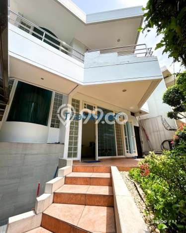 Rumah Mewah LB 250m2 Siap Huni Desain Elegan di Cawang, Jakarta Timur Rumah Mewah LB 250m2 Siap Huni Desain Elegan di Cawang, Jakarta Timur