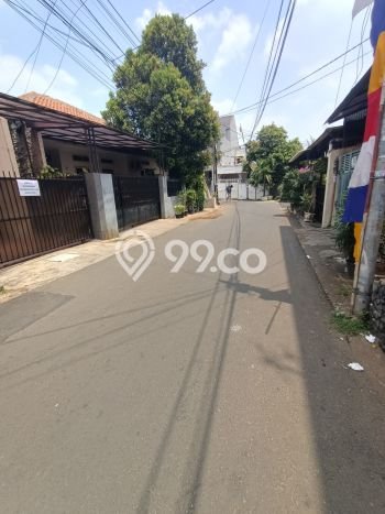 Rumah area Menteng Dalam, 3 KT, Design Modern, Luas 135m² Bangunan 130m² Rumah area Menteng Dalam, 3 KT, Design Modern, Luas 135m² Bangunan 130m²