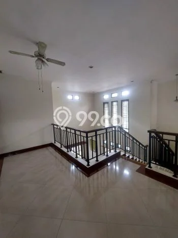 Rumah Luxury Modern Siap Huni di Tanjung Barat Jakarta Selatan Rumah Luxury Modern Siap Huni di Tanjung Barat Jakarta Selatan