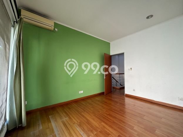Rumah 4 KT 3 KM di Area Tebet, Jakarta Selatan Rumah 4 KT 3 KM di Area Tebet, Jakarta Selatan