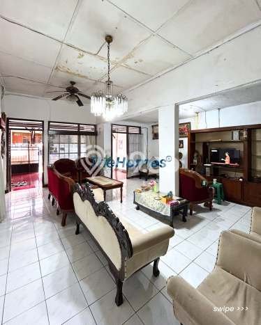 Jual Rumah Bagus Siap Huni LB 100m2 di Tebet, Jakarta Selatan Jual Rumah Bagus Siap Huni LB 100m2 di Tebet, Jakarta Selatan