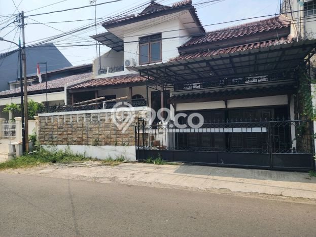 Lokasi terbaik! Rumah siap huni dikontrakkan di Tebet LB 300m2 Lokasi terbaik! Rumah siap huni dikontrakkan di Tebet LB 300m2