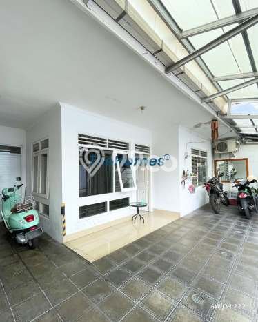 Rumah Sederhana Dijual di Tebet 4 Kamar dengan Luas Tanah 140m2 Rumah Sederhana Dijual di Tebet 4 Kamar dengan Luas Tanah 140m2