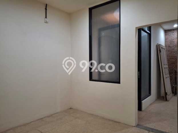 Siap Huni Rumah Mewah 3 Kamar di Pancoran Dekat ke Mana Saja Siap Huni Rumah Mewah 3 Kamar di Pancoran Dekat ke Mana Saja