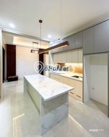 Rumah Eksklusif Dijual LT 100m2 di Tebet, Jakarta Selatan Rumah Eksklusif Dijual LT 100m2 di Tebet, Jakarta Selatan