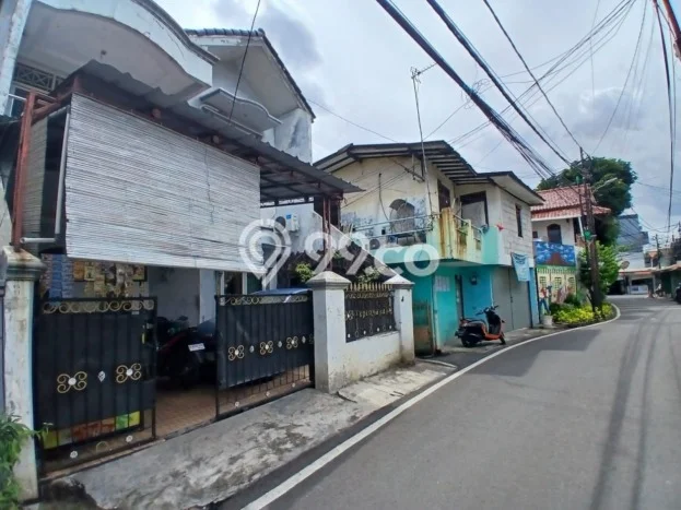 Jual Rumah Bagus Siap Huni LB 250m2 di Pancoran, Jakarta Selatan Jual Rumah Bagus Siap Huni LB 250m2 di Pancoran, Jakarta Selatan