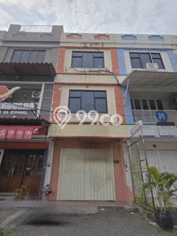Ruko Strategis Kawasan Raya Darmo, Luas 200m2m², Kawasan Komersial, Lokasi Ramai Ruko Strategis Kawasan Raya Darmo, Luas 200m2m², Kawasan Komersial, Lokasi Ramai