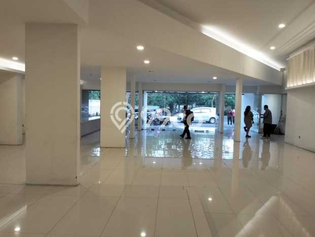 Unit Kantor Dijual di Surabaya LT 800m2 & LB 680m2 Unit Kantor Dijual di Surabaya LT 800m2 & LB 680m2