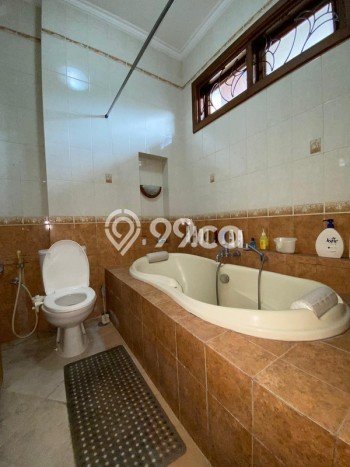 Rumah Elit LB 540m2 Siap Huni Desain Elegan di Surabaya Kota, Surabaya Rumah Elit LB 540m2 Siap Huni Desain Elegan di Surabaya Kota, Surabaya