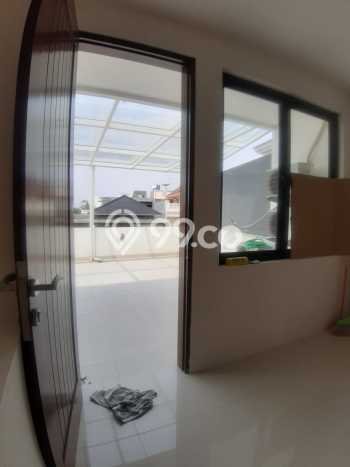 Rumah PREMIUM! area Pantai Indah Kapuk, Jakarta Utara, Luas 150m² Bangunan 350m², HARGA SPESIAL Rumah PREMIUM! area Pantai Indah Kapuk, Jakarta Utara, Luas 150m² Bangunan 350m², HARGA SPESIAL