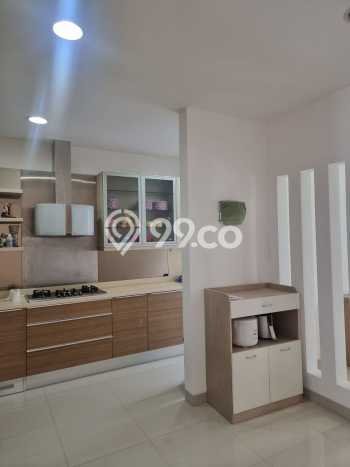Rumah Nyaman di Pantai Indah Kapuk, Jakarta Utara, Luas 144m² Bangunan 295m² Rumah Nyaman di Pantai Indah Kapuk, Jakarta Utara, Luas 144m² Bangunan 295m²