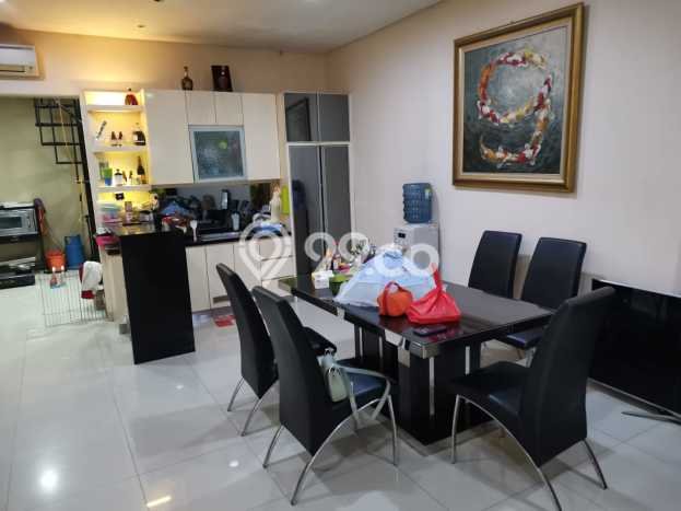 Rumah LT 140m² / LB 300m² Cluster Exclusive di Pantai Indah Kapuk, Jakarta Utara Rumah LT 140m² / LB 300m² Cluster Exclusive di Pantai Indah Kapuk, Jakarta Utara