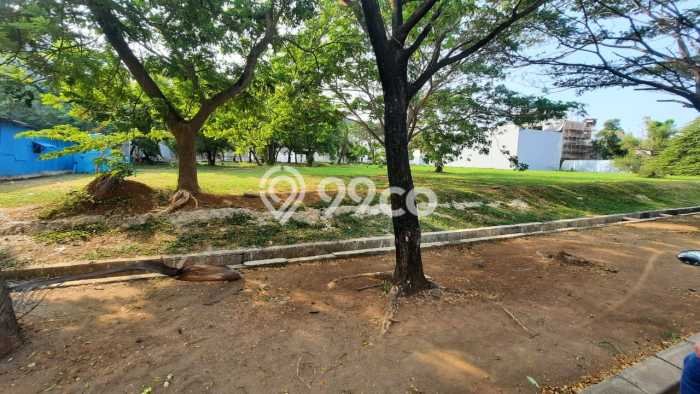 Lahan Dijual Lokasi Strategis di Jakarta Utara dengan Luas 924m2 Lahan Dijual Lokasi Strategis di Jakarta Utara dengan Luas 924m2