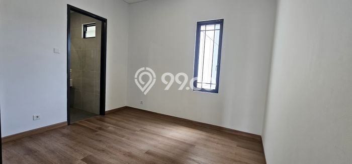 Jual Rumah Luas Megah Dengan View Cantik di Gading Serpong, Tangerang Jual Rumah Luas Megah Dengan View Cantik di Gading Serpong, Tangerang