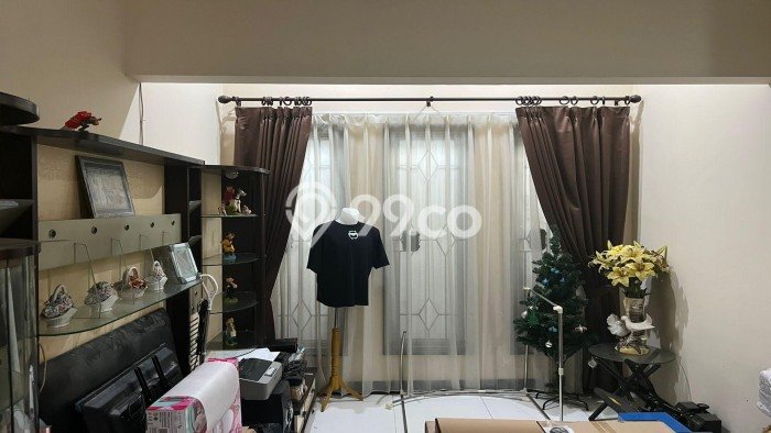 DIJUAL CEPAT! Rumah Modern di Petemon, Surabaya, LT 270m² Bangunan 165m² BISA KPR! DIJUAL CEPAT! Rumah Modern di Petemon, Surabaya, LT 270m² Bangunan 165m² BISA KPR!