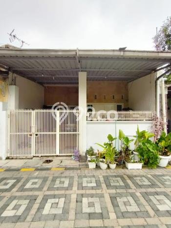 Jual Rumah Bagus Siap Huni LB 120m2 di Wiyung, Surabaya Jual Rumah Bagus Siap Huni LB 120m2 di Wiyung, Surabaya