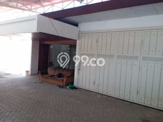 Rumah Strategis di , Akses ke Surabaya, Surabaya - 3 KT Rumah Strategis di , Akses ke Surabaya, Surabaya - 3 KT