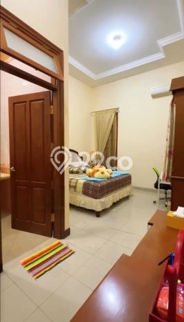 For Sale! Luxury House LT 375m2 Desain Elegan di Pakuwon City For Sale! Luxury House LT 375m2 Desain Elegan di Pakuwon City