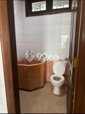 DIJUAL CEPAT! Rumah Surabaya Kota, Surabaya, LT 598m² Bangunan 296m² DIJUAL CEPAT! Rumah Surabaya Kota, Surabaya, LT 598m² Bangunan 296m²