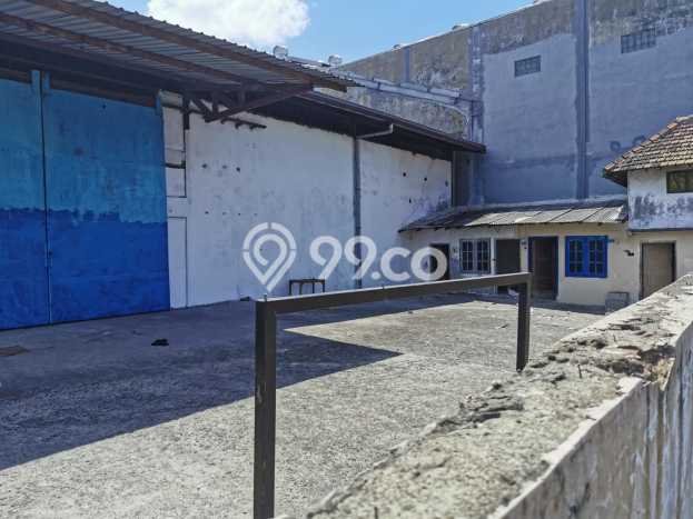 Gudang Dijual Lokasi Emas di Simokerto Luas 1486m2 Gudang Dijual Lokasi Emas di Simokerto Luas 1486m2