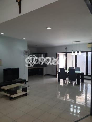 Hunian Mewah Dijual LT 210m2 di Sambikerep, Surabaya Hunian Mewah Dijual LT 210m2 di Sambikerep, Surabaya