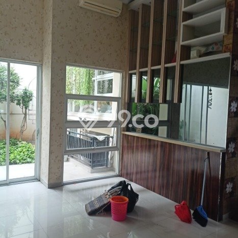 Rumah Mewah LB 275m2 Siap Huni Desain Elegan di Permata Buana, Jakarta Barat Rumah Mewah LB 275m2 Siap Huni Desain Elegan di Permata Buana, Jakarta Barat