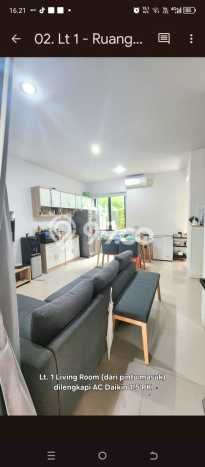 Rumah Elit LB 135m2 Siap Pakai Desain Elegan di Semanan, Jakarta Barat Rumah Elit LB 135m2 Siap Pakai Desain Elegan di Semanan, Jakarta Barat