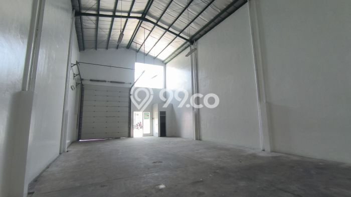Disewakan Gudang di Kawasan Ramai Daan Mogot Luas 203m2 Disewakan Gudang di Kawasan Ramai Daan Mogot Luas 203m2