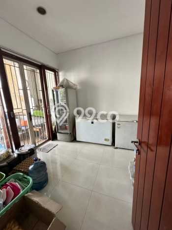 Rumah Elit LB 300m2 Siap Pakai Desain Elegan di Puri Mansion, Jakarta Barat Rumah Elit LB 300m2 Siap Pakai Desain Elegan di Puri Mansion, Jakarta Barat