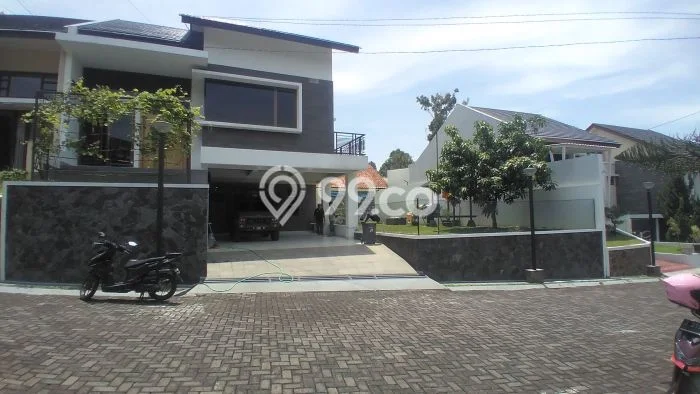 Rumah Mewah Dijual LT 331m2 di Cileunyi, Bandung Rumah Mewah Dijual LT 331m2 di Cileunyi, Bandung